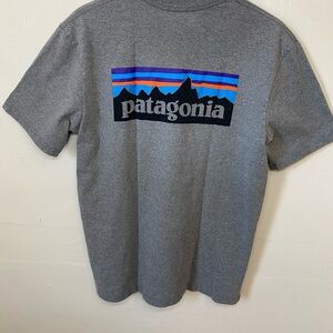 Patagonia P-6 Logo Responsibili Tee Gray Graphic Shirt Men’s M Streetwear Hiking